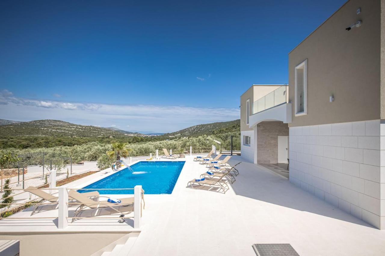 Villa Hileja Marina Εξωτερικό φωτογραφία